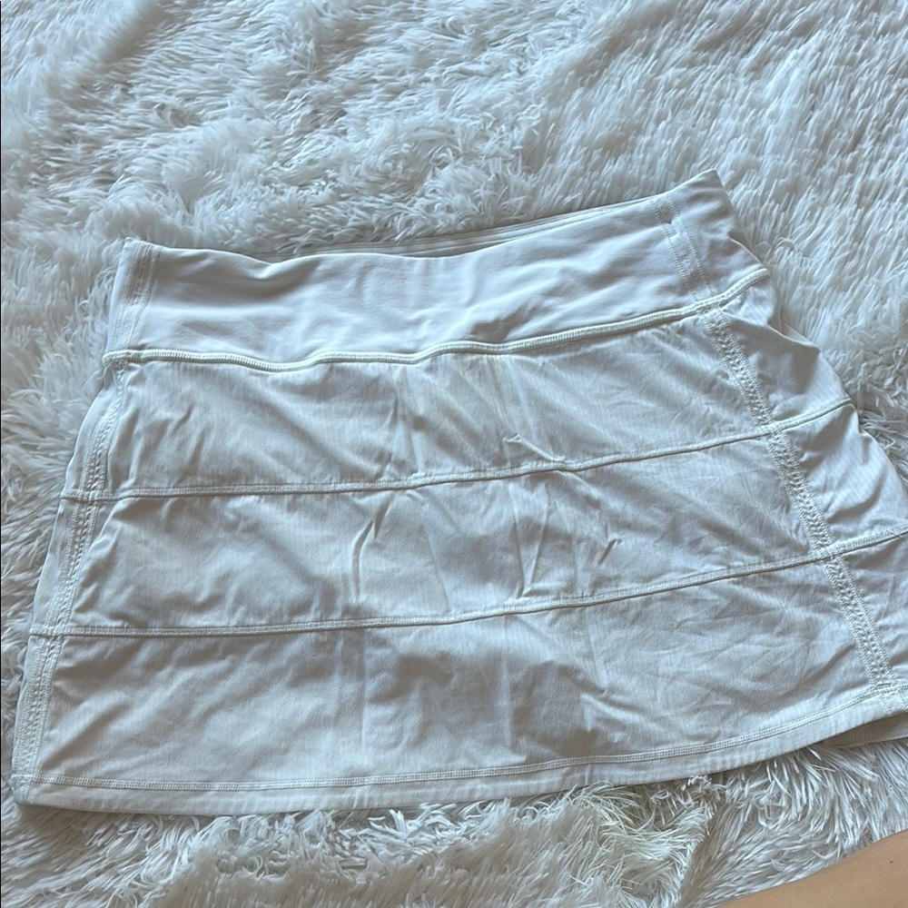 lululemon athletica white mini bubble skirt